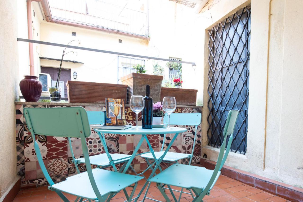 Trastevere Colorful Apartment With Terrace! Rome Exterior photo